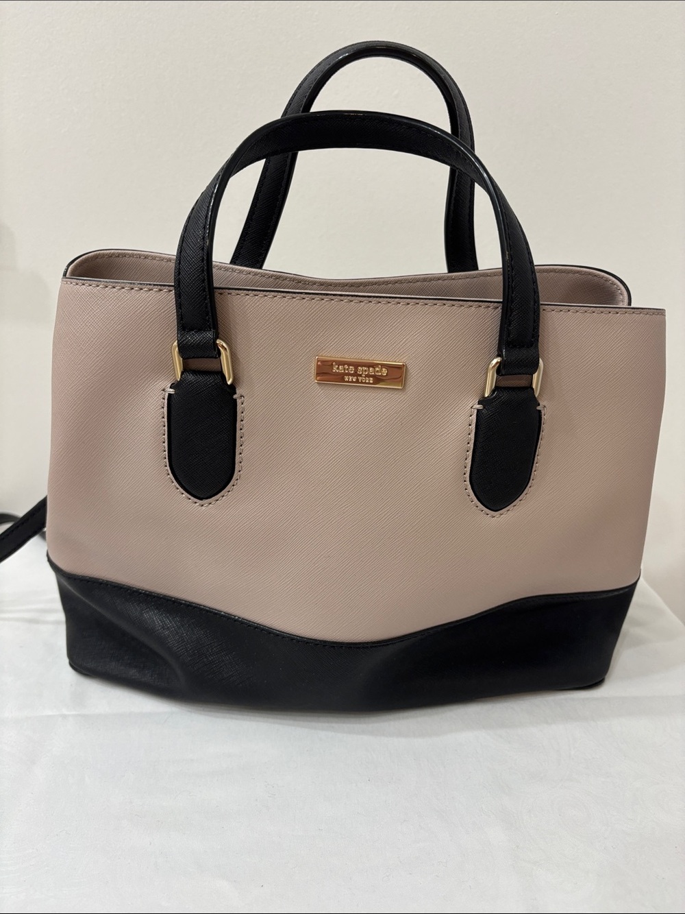 kate spade Blush and Black Pebbled Leather Tote/Shoulder bag